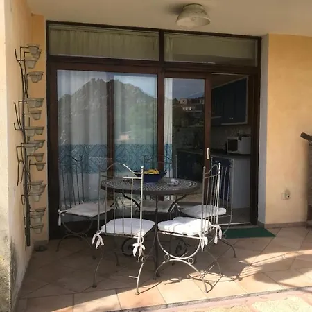 La Casa Blu Villa San Pantaleo Exterior photo